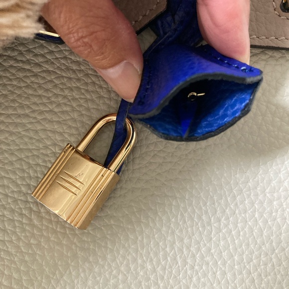 Birkin Style Fashionable purse 👜 Easter Weekend sale🎉Weekend sale only 🎉$300 - Picture 8 of 16